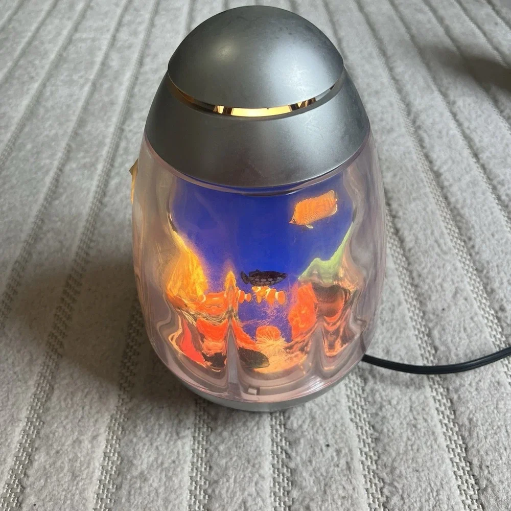 VTG 2005 Rabbit Tanaka Y2k Rotating Tropical Fish Aquarium Motion Lamp Decor
